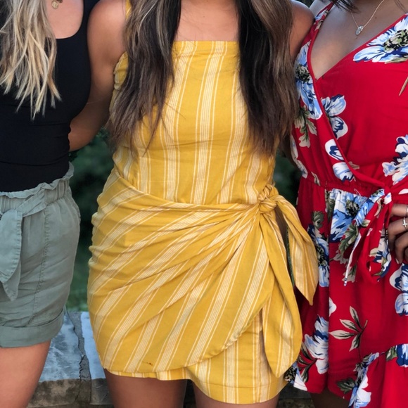 Forever 21 Dresses & Skirts - Yellow wrap dress